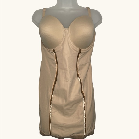 Maidenform Ultra-Firm Tummy Control Shapewear Slip with Underwire - 38D - Picture 2 of 9